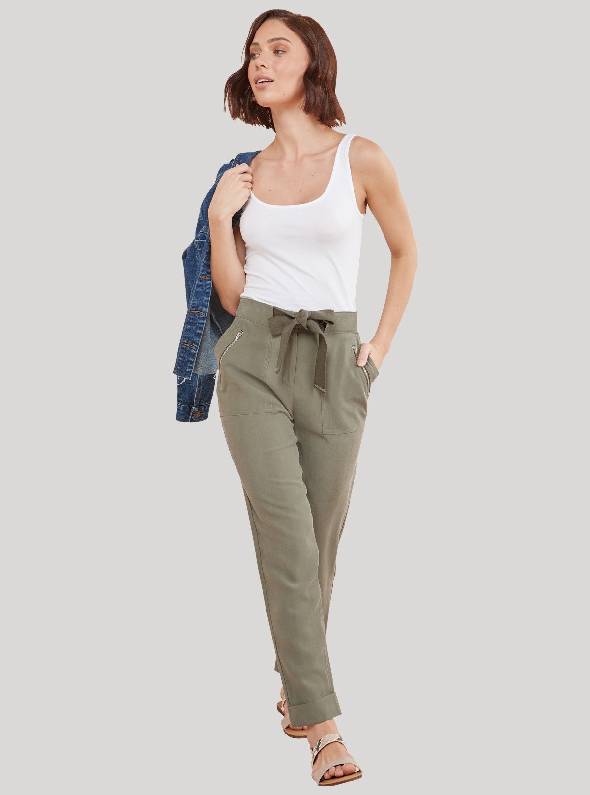 Women’s White Sleeveless Stretch Top – Comfortable & Stylish | Boer & Fitch - Boer and Fitch