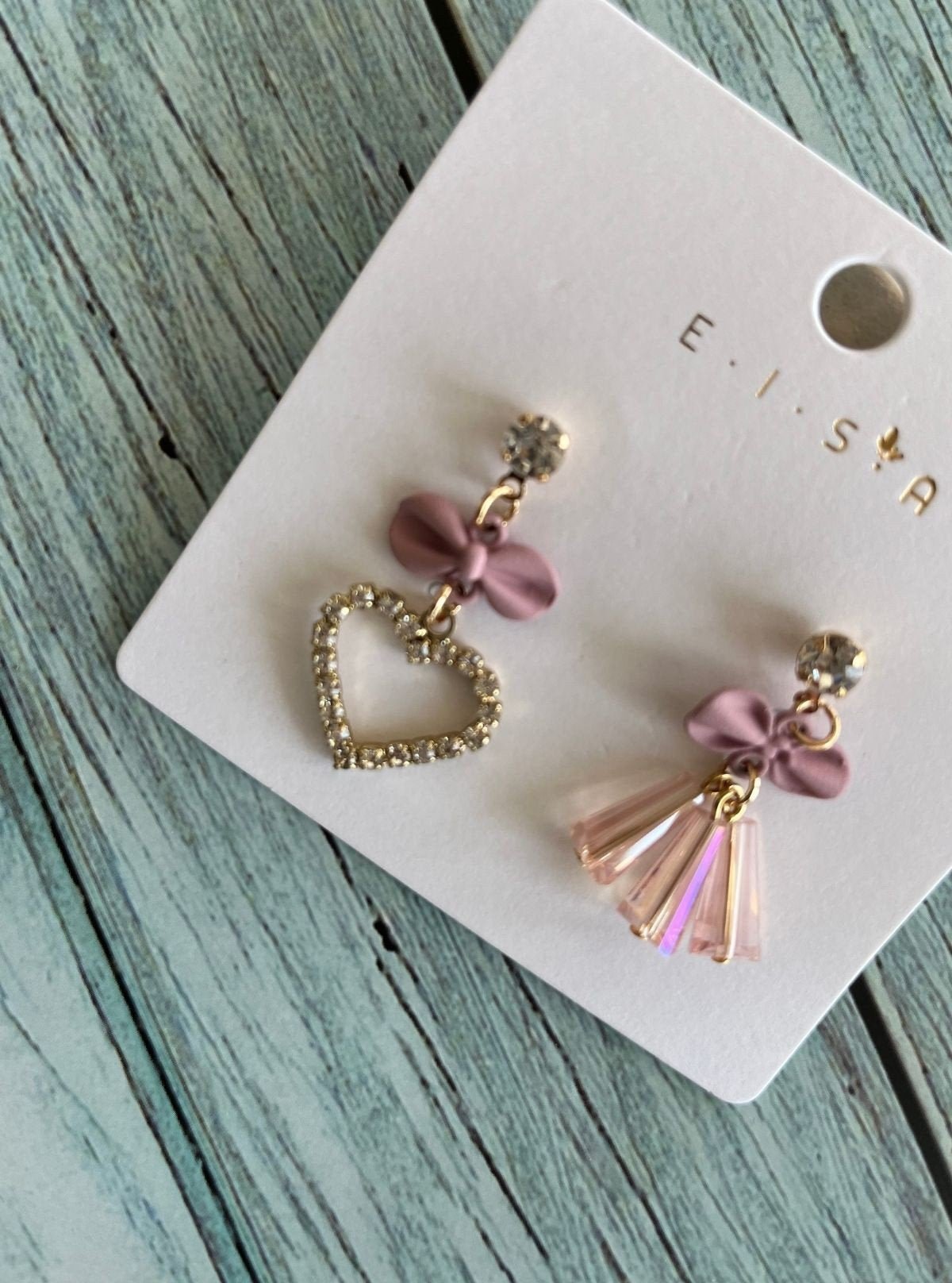 Women’s Winsome Aesthetic Earrings – Elegant & Artistic Statement - Boer and Fitch